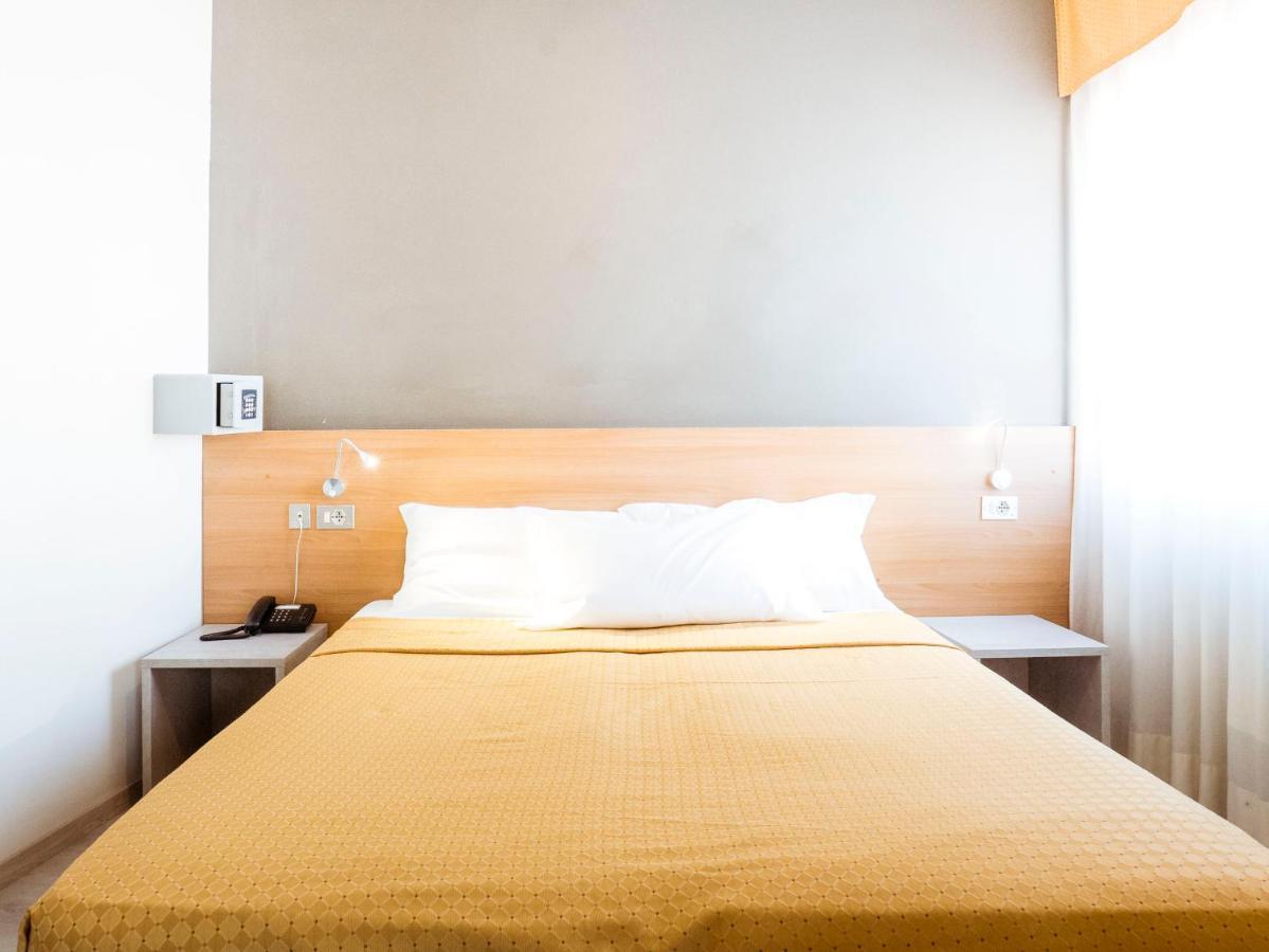 נאגו Hotel Doria מראה חיצוני תמונה